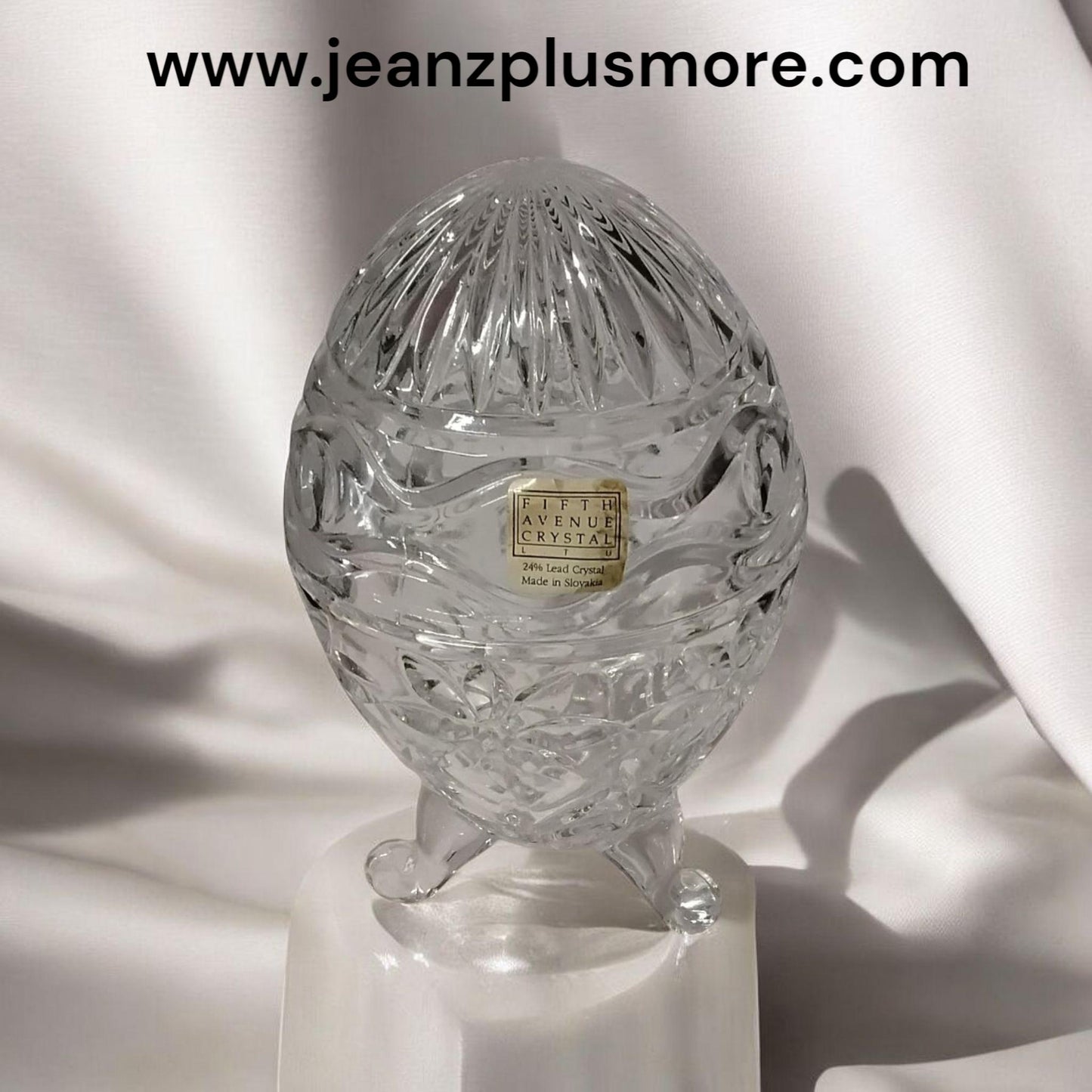 Fifth Avenue 24% Lead Crystal Egg Shaped Candy Dish