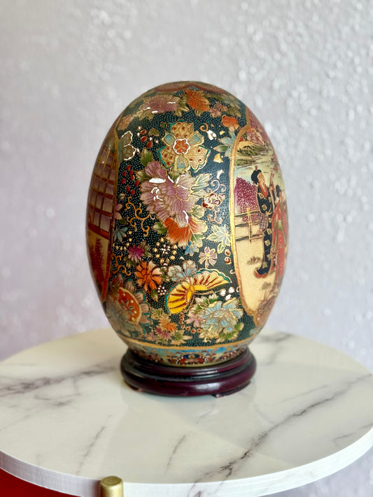 Vintage Japanese Porcelain Egg Hand Painted Satsuma Oriental.