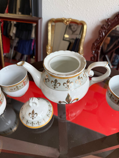 Vintage Italian Fleur De Lis Design Fine Porcelain Teapot & Cup Set